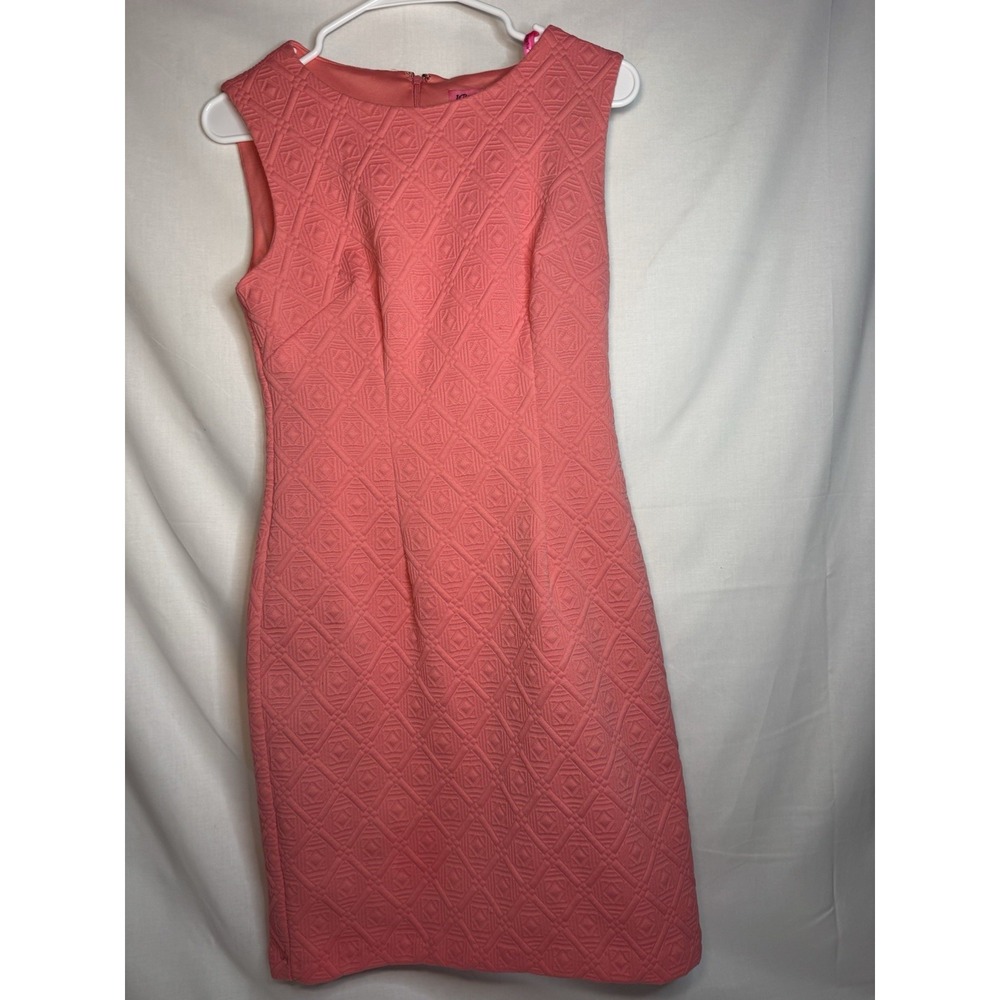 Betsey Johnson Size 2 Coral Pink Textured Geometric Sheath Dress Sleeveless